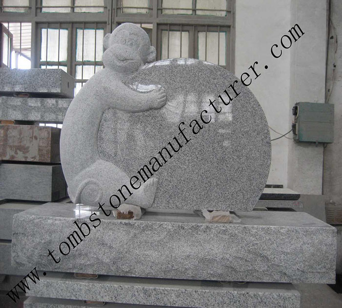 Monkey carving headstone - Click Image to Close